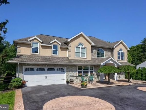 52 GREENFIELD ROAD, LANCASTER, PA 17602