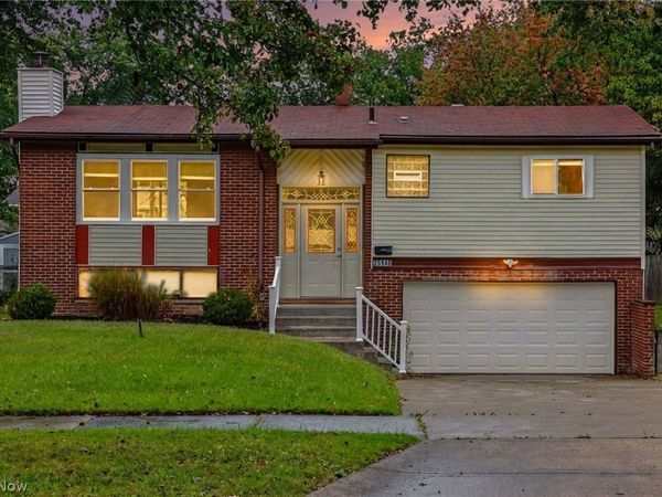 25146 Antler Drive , North Olmsted, OH 44070