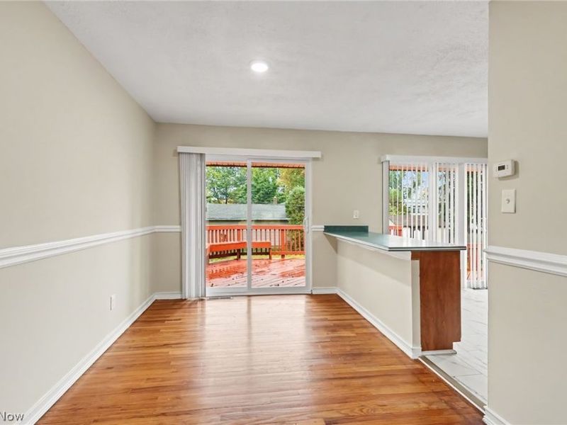 25146 Antler Drive, North Olmsted, OH 44070 Photo 11