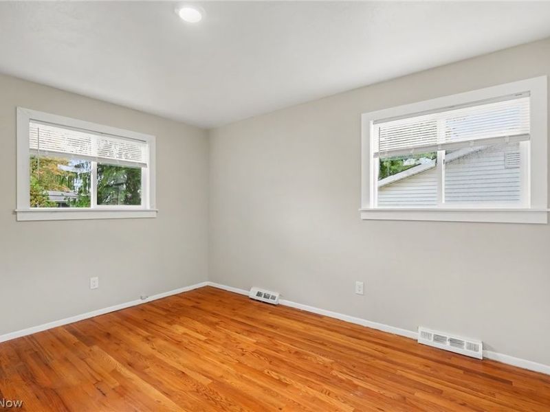 25146 Antler Drive, North Olmsted, OH 44070 Photo 17