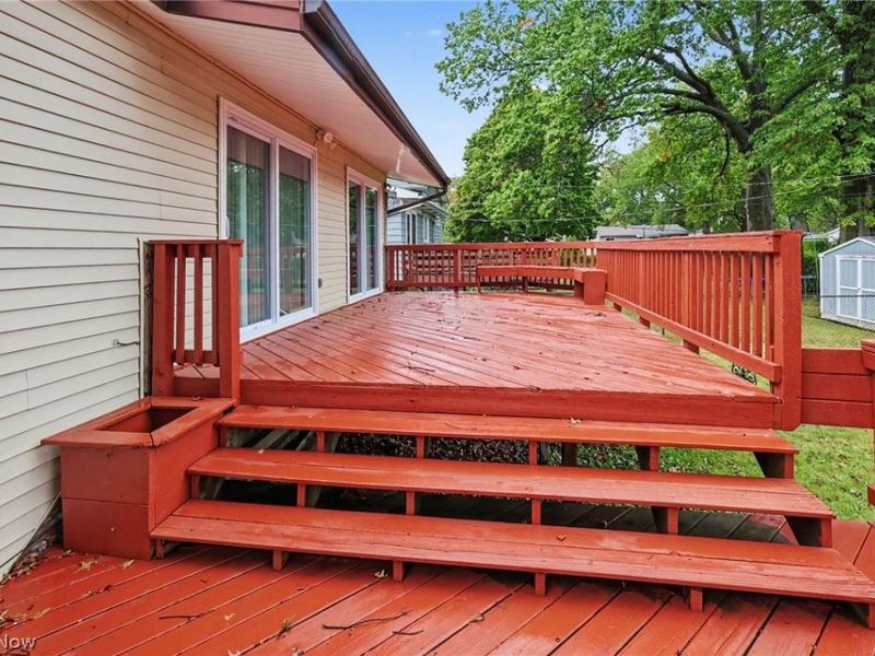 25146 Antler Drive, North Olmsted, OH 44070 Photo 31