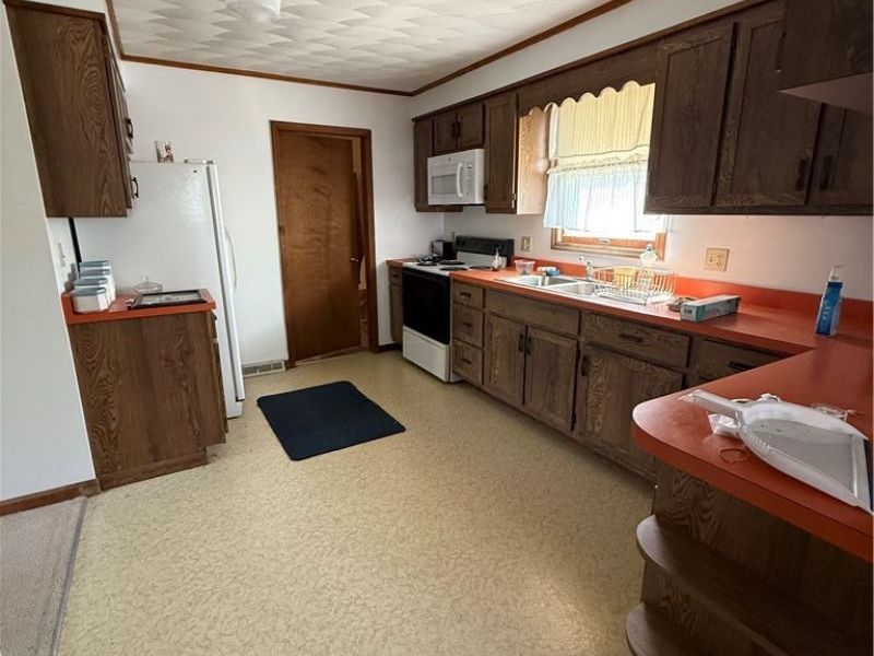Shadyside, OH 43947 Photo 26