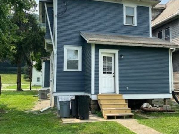 548 Woodlawn Avenue , Zanesville, OH 43701