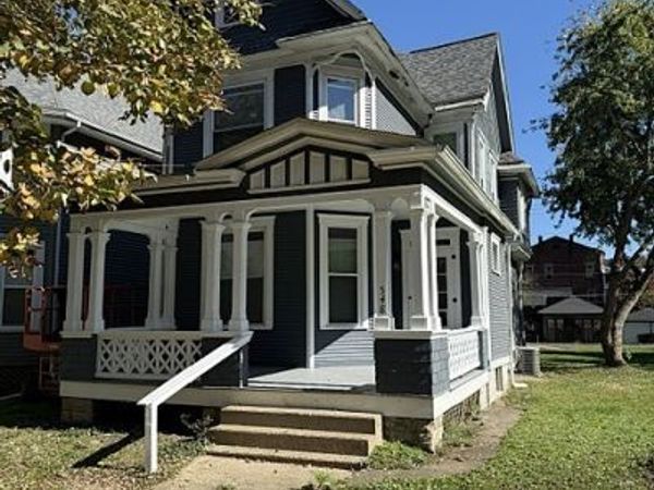 548 Woodlawn Avenue, Zanesville, OH 43701