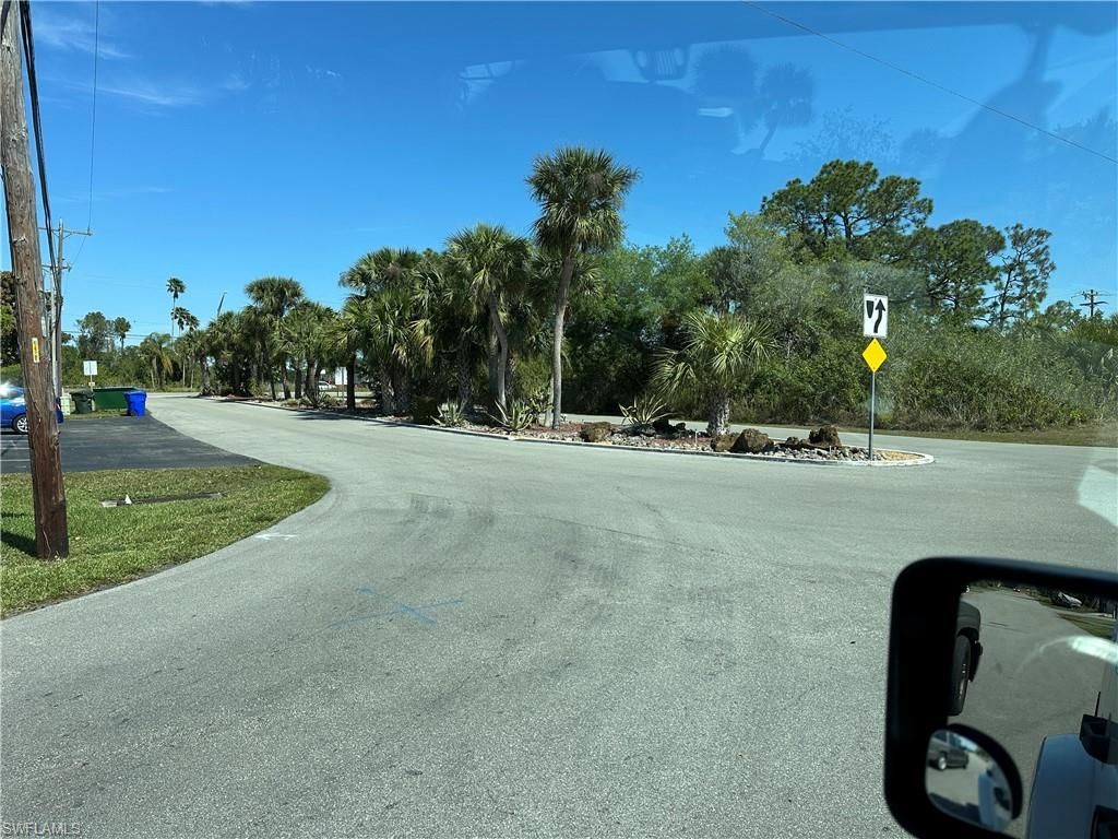 1376 Archer St , Unit 6, Lehigh Acres, FL 33936 Photo