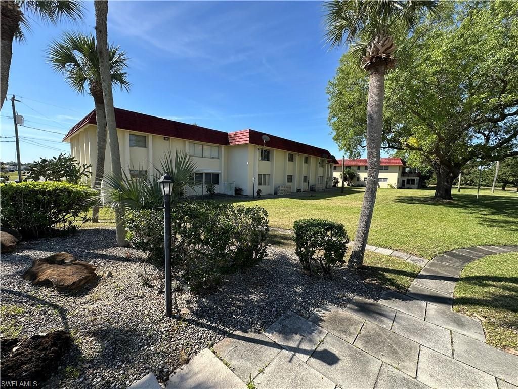 1376 Archer St , Unit 6, Lehigh Acres, FL 33936 Photo