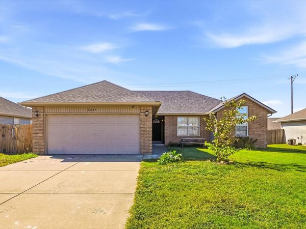 1239 N Andre Avenue, Republic, MO 65738