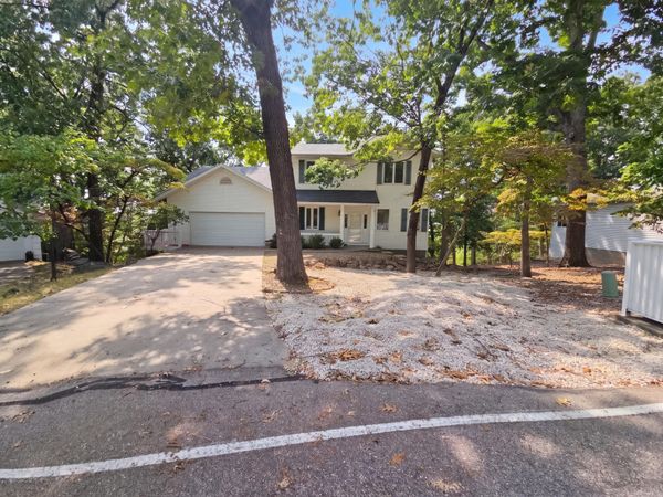67 Keywest Court , Lake Ozark, MO 65049