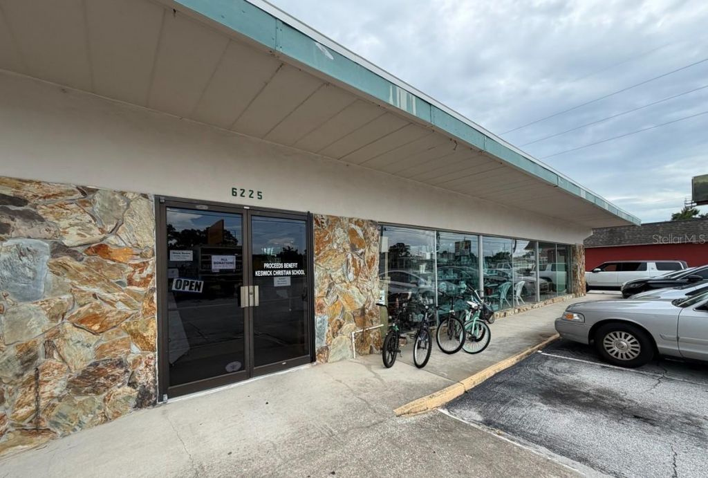 6225 Seminole Boulevard , Seminole, FL 33772 Photo
