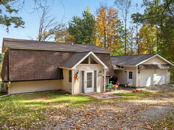 1120 W Echo Drive, White Cloud, MI 49349