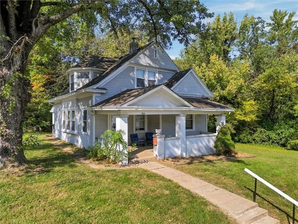 504 N College Street, Richmond, MO 64085