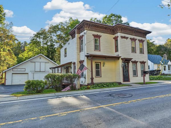 57 Fort Johnson Avenue, Fort Johnson, NY 12070