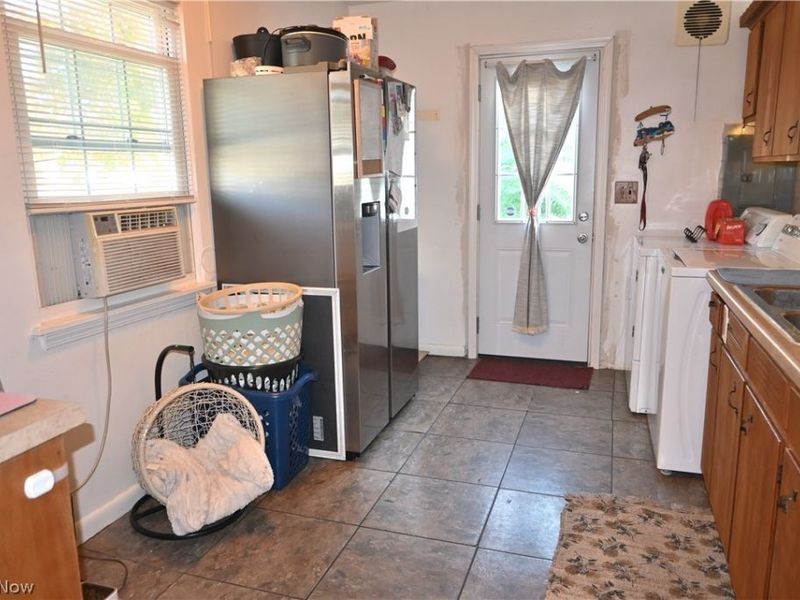 1025 Thayer Avenue, Ashtabula, OH 44004 Photo 9