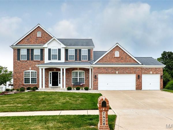 7428 Heathermoor Lane , Dardenne Prairie, MO 63368
