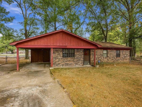 6 Pine Cone Cove , Little Rock, AR 72209