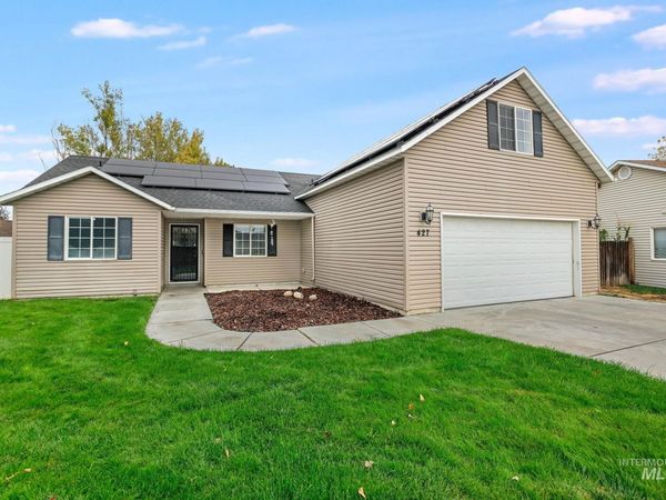 427 Clover Ave, Twin Falls, ID 83301