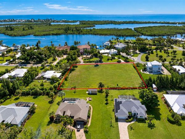 220 GREEN DOLPHIN DRIVE , PLACIDA, FL 33946