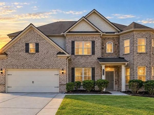 5470 Mirror Lake Drive , Cumming, GA 30028