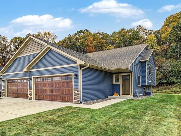 4878 Field Crest Lane, Eau Claire, WI 54701