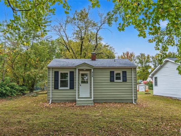 315 W James Boulevard, St James, MO 65559