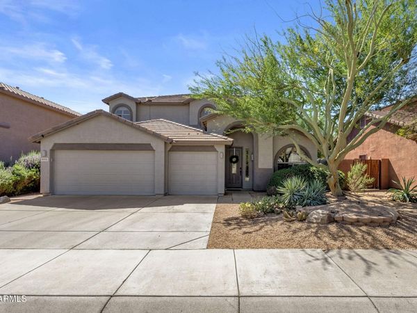 8335 W MOLLY Lane, Peoria, AZ 85383