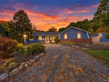 615 Judi Ann Lane, Groveland Township, Mi 48442