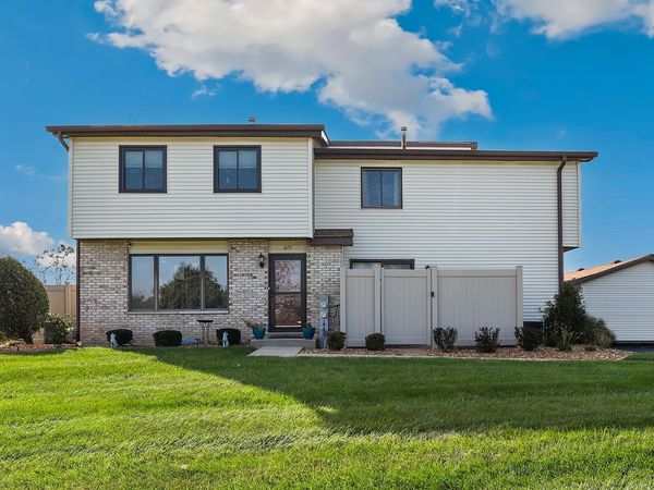 1075 Southgate Road , New Lenox, IL 60451