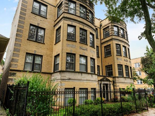 2021 W ARTHUR Street , Unit 2E, Chicago, IL 60645