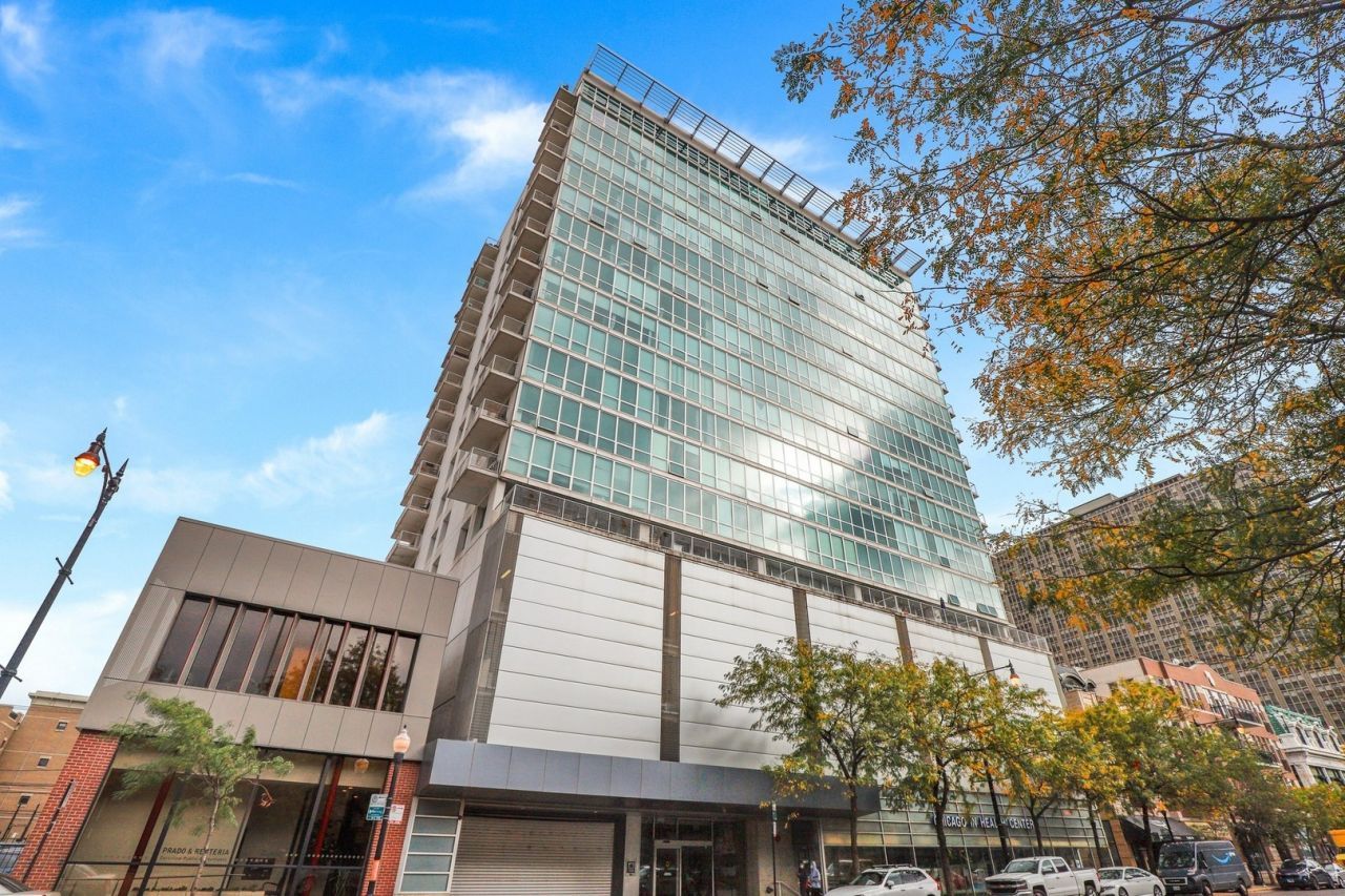 1845 S Michigan Avenue, Unit 1709, Chicago, IL 60616 Main Photo