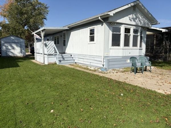 416 S cogswell Drive , Unit 44, Silver Lake, WI 53170