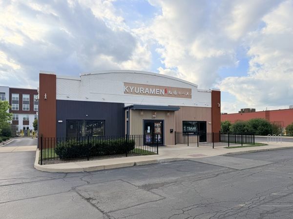 545 Lakeview Parkway , Vernon Hills, IL 60061