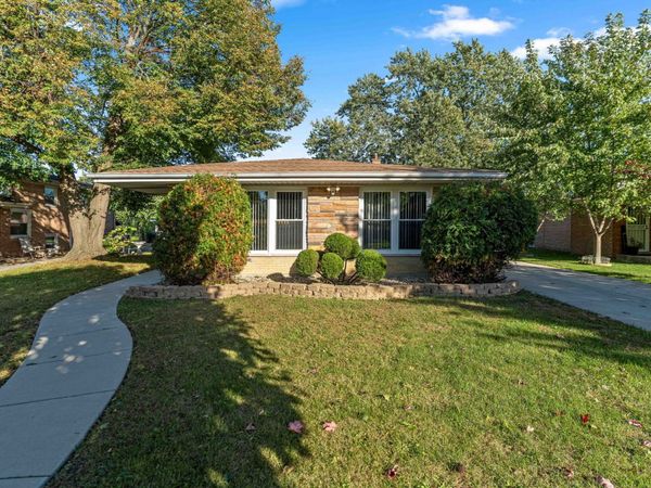 16543 Greenwood Avenue , South Holland, IL 60473