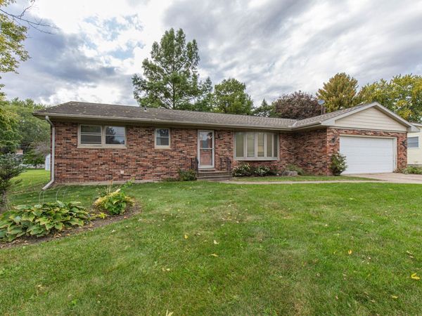 2102 Cedar Avenue , Mendota, IL 61342