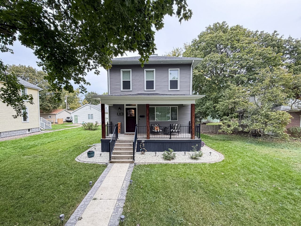 311 W Orleans Street, Paxton, IL 60957 Main Photo