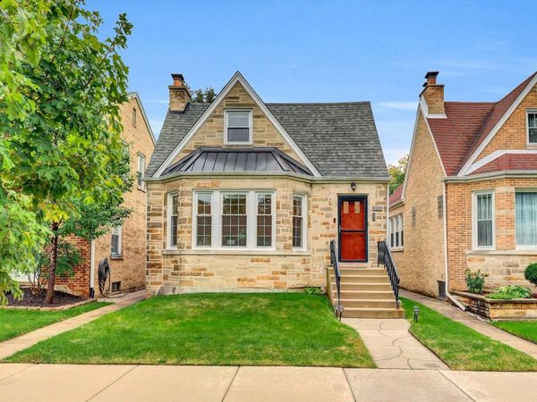6219 W Holbrook Street, Chicago, IL 60646
