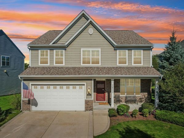 26W600 Churchill Road , Winfield, IL 60190
