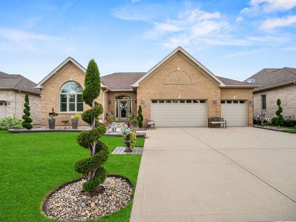 109 Rose Drive , Bloomingdale, IL 60108