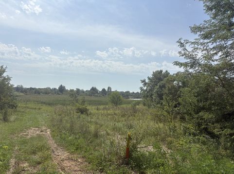 Main Photo