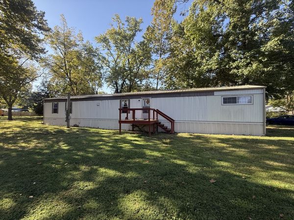 800 S 17th Street , Herrin, IL 62948