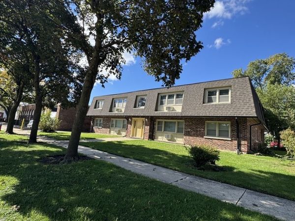 4612 Forest Avenue , Unit 6, Brookfield, IL 60513