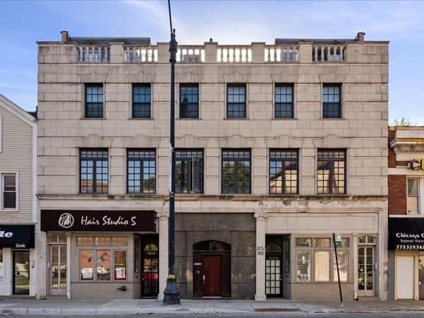 2652 N Lincoln Avenue , Chicago, IL 60614