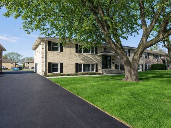 241 S Small Avenue, Kankakee, IL 60901