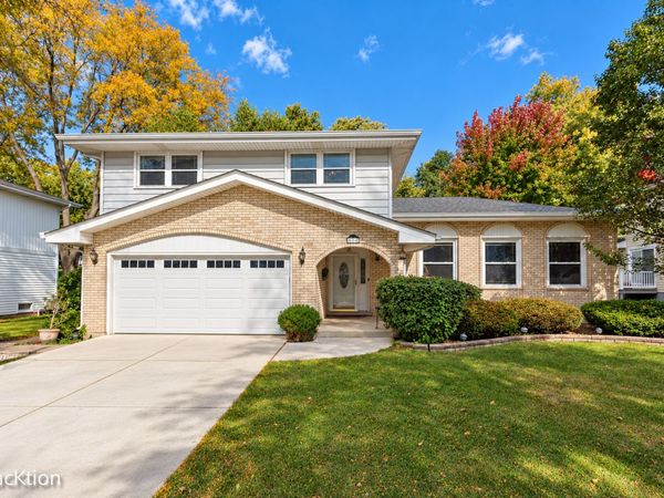 904 Weatherbee Avenue , Downers Grove, IL 60516