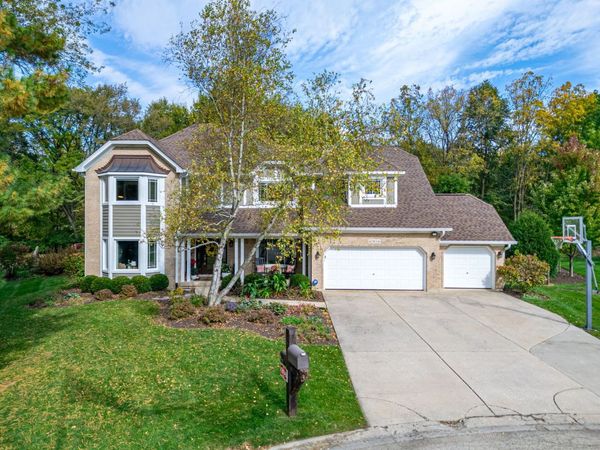 42W046 Retreat Court , St. Charles, IL 60175