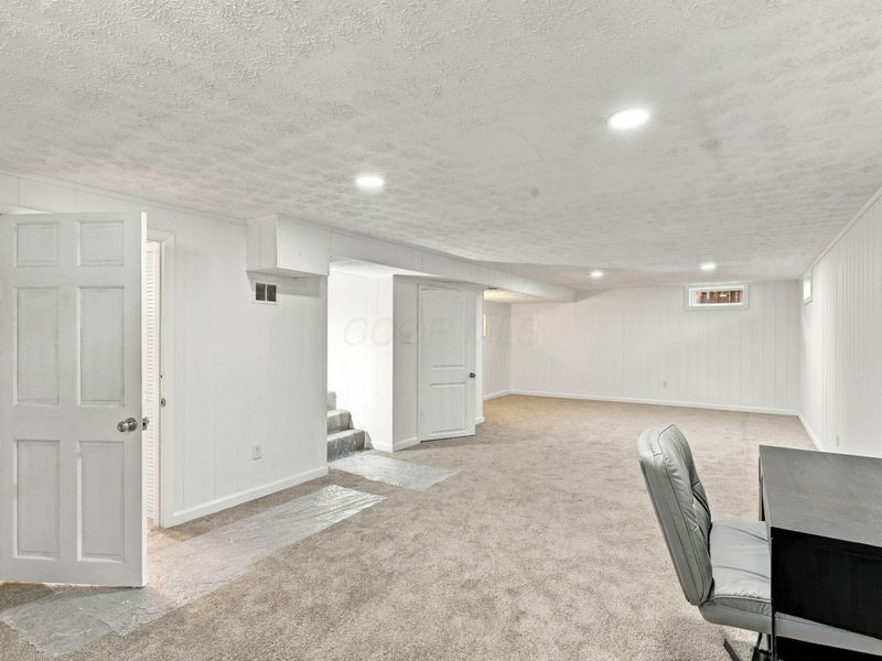 304 Amsterdam Avenue, Columbus, OH 43207 Photo 17