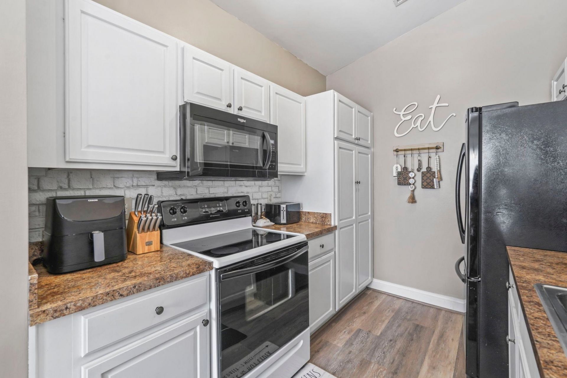 221 Portsmith Dr. Photo 12