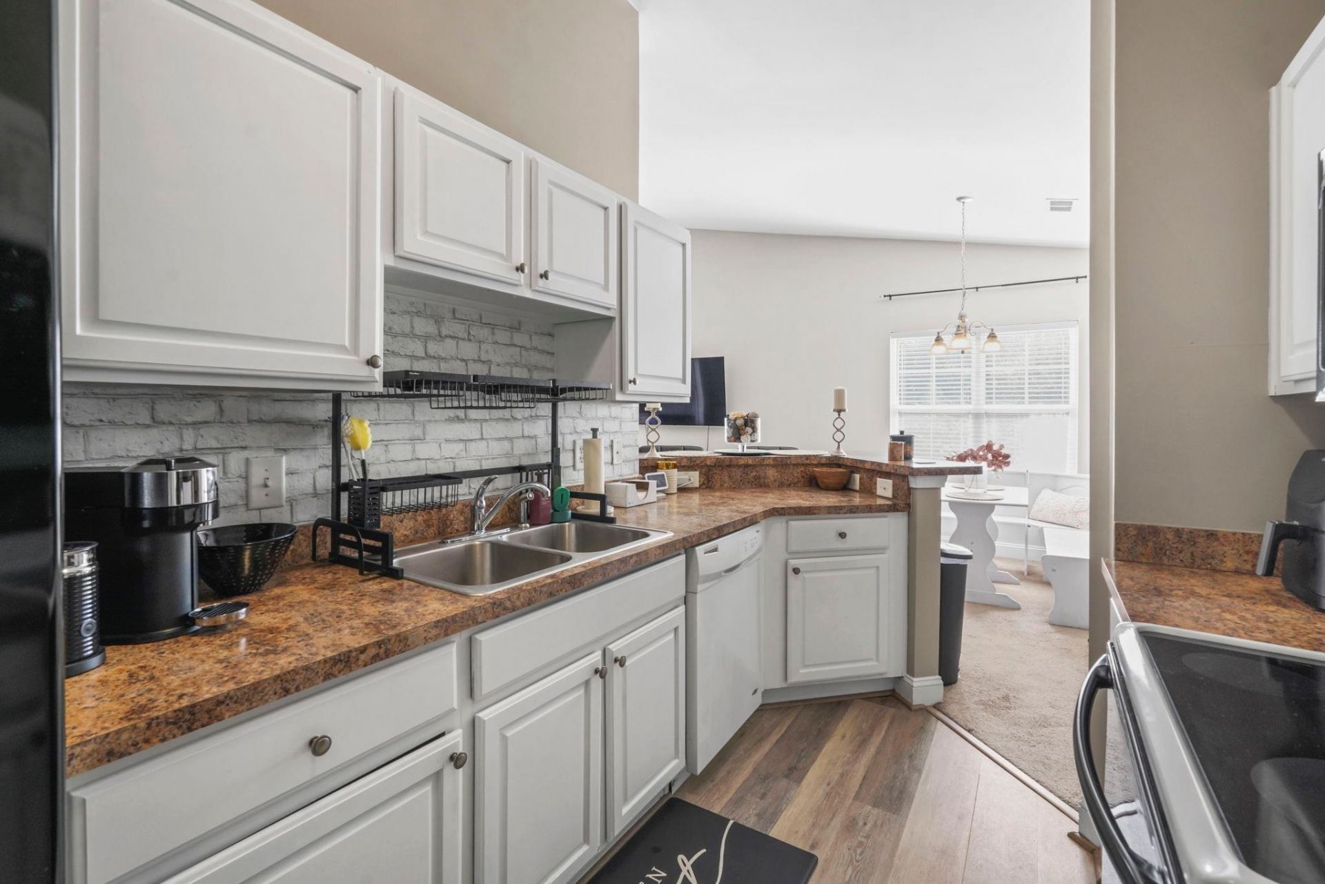 221 Portsmith Dr. Photo 13