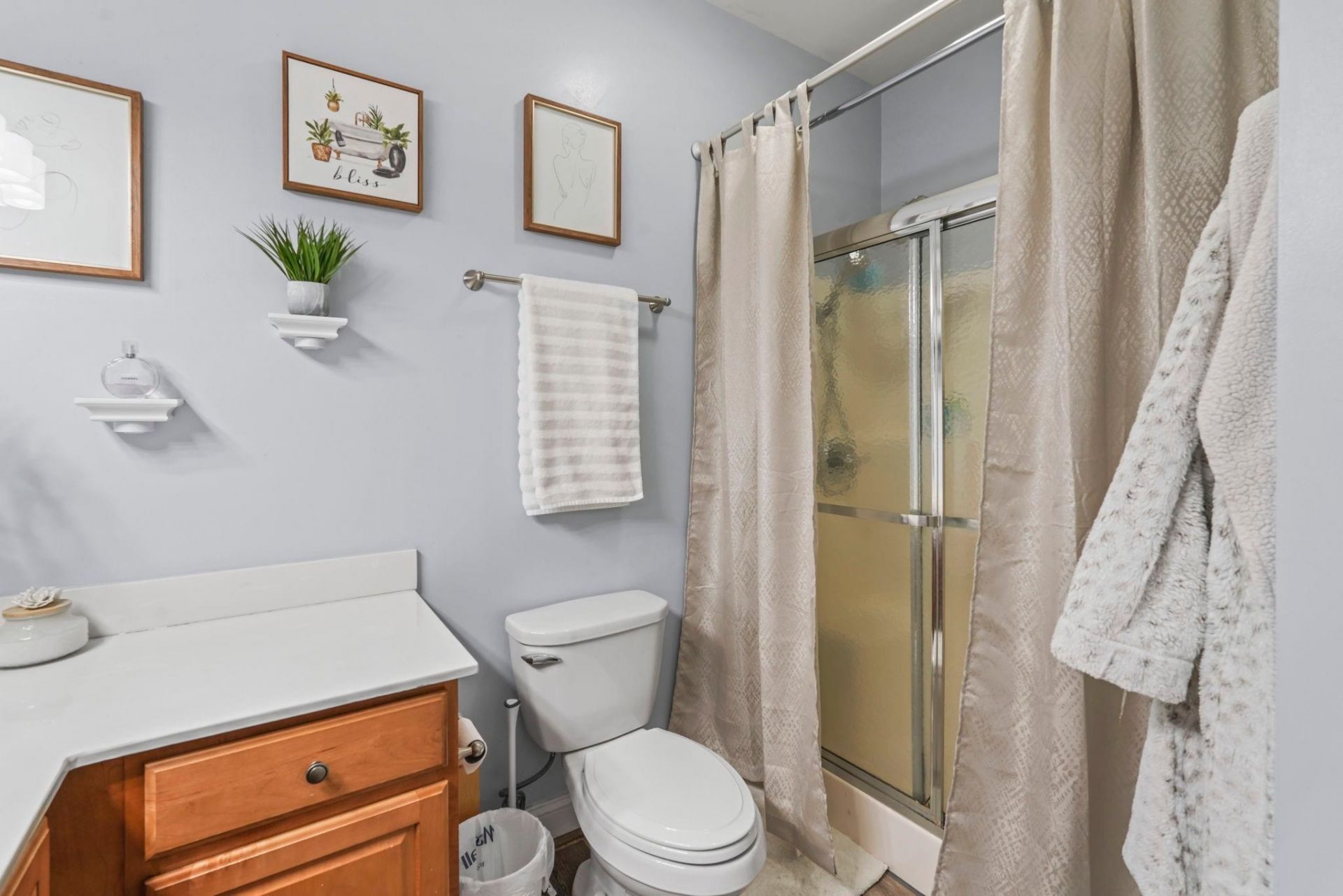 221 Portsmith Dr. Photo 19
