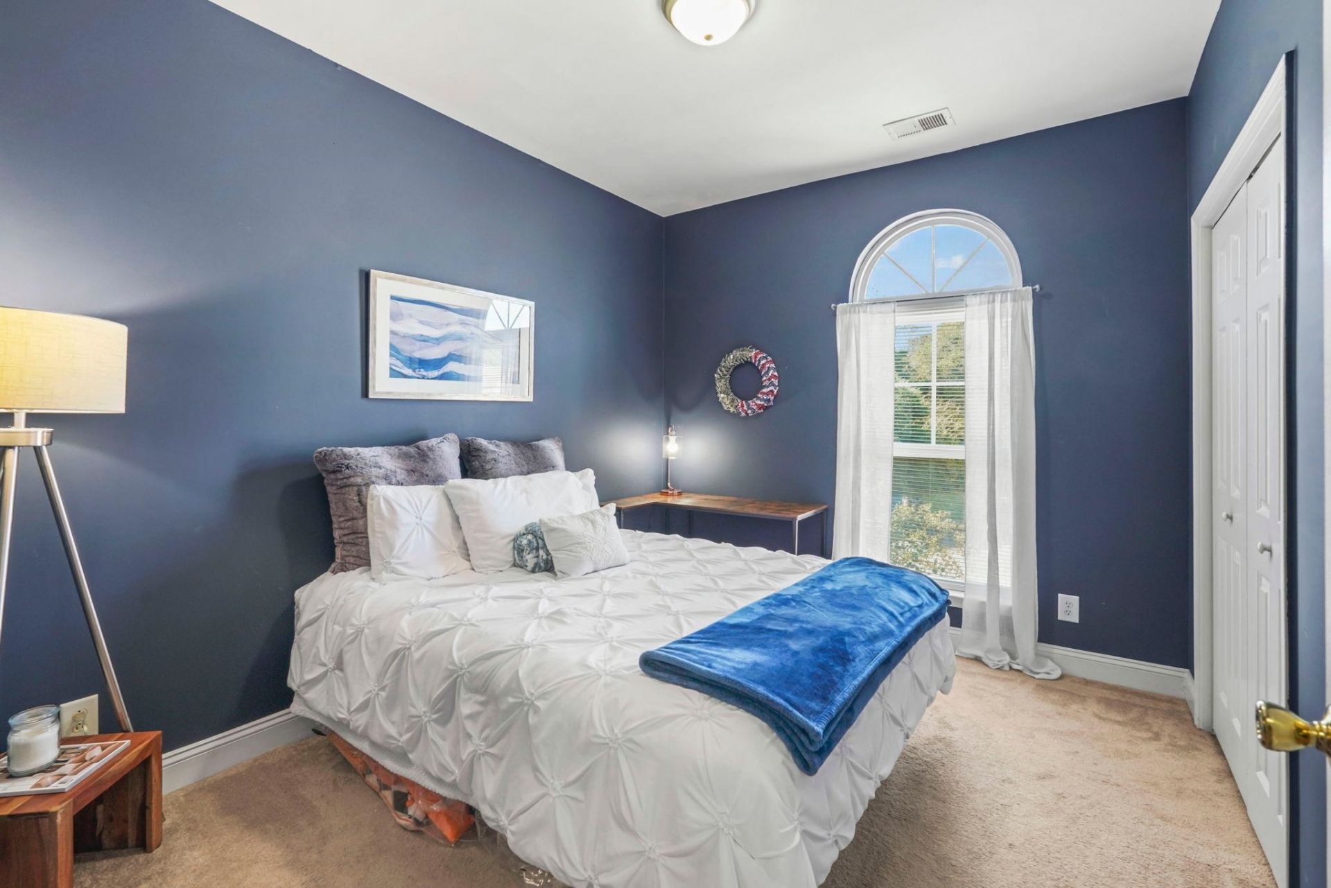 221 Portsmith Dr. Photo 7
