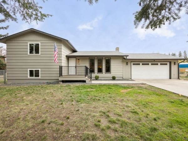 11414 N Parksmith Dr, Mead, WA 99021